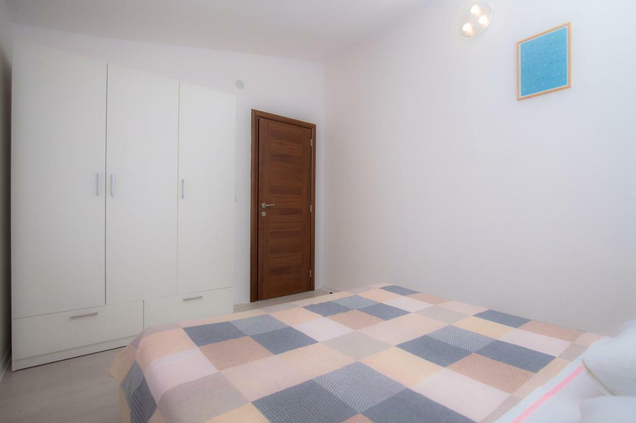 Apartman Marko Primošten Exterior foto
